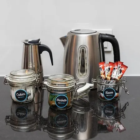 Slawinska 6 With Balcony By Renters Appartement *